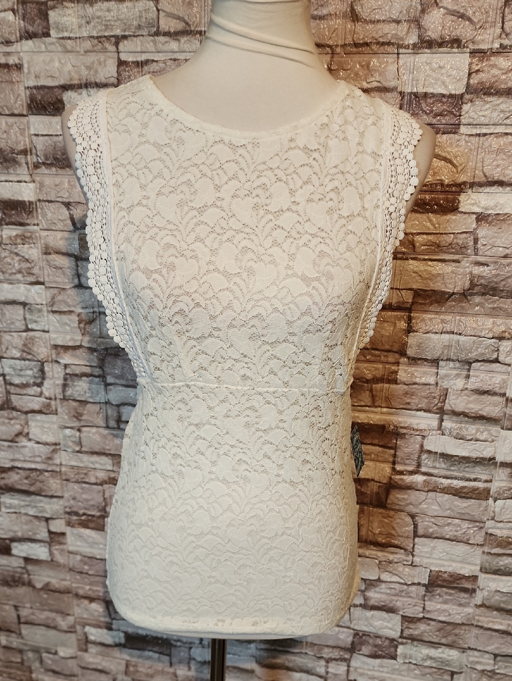 Free People Intimately Women's Ivory Lace Sleeveless Top Brand New